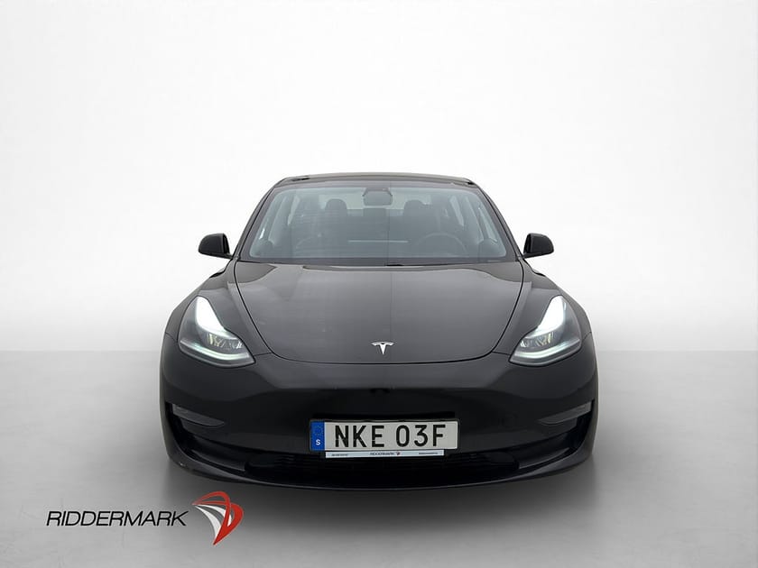Bild 3 av Tesla Model 3 Long Range AWD 440hk Autopilot Pano Navi