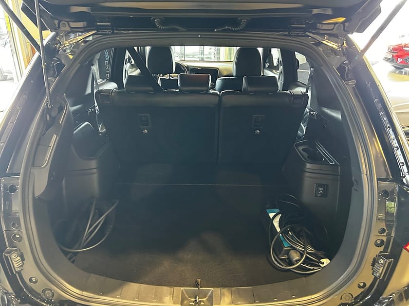 Bild 5 av Mitsubishi Outlander PHEV CVT Business 224hk / Drag