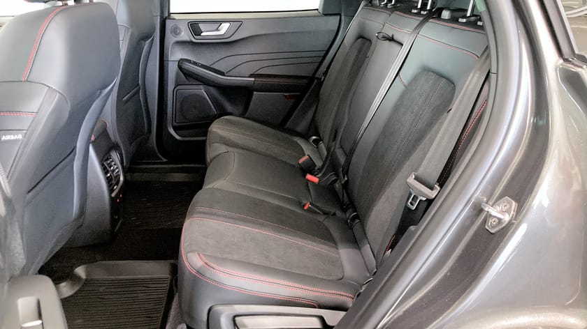 Bild 5 av Ford Kuga Plug-In Hybrid ST-Line X Black Edition PHEV 243hk 69km Range