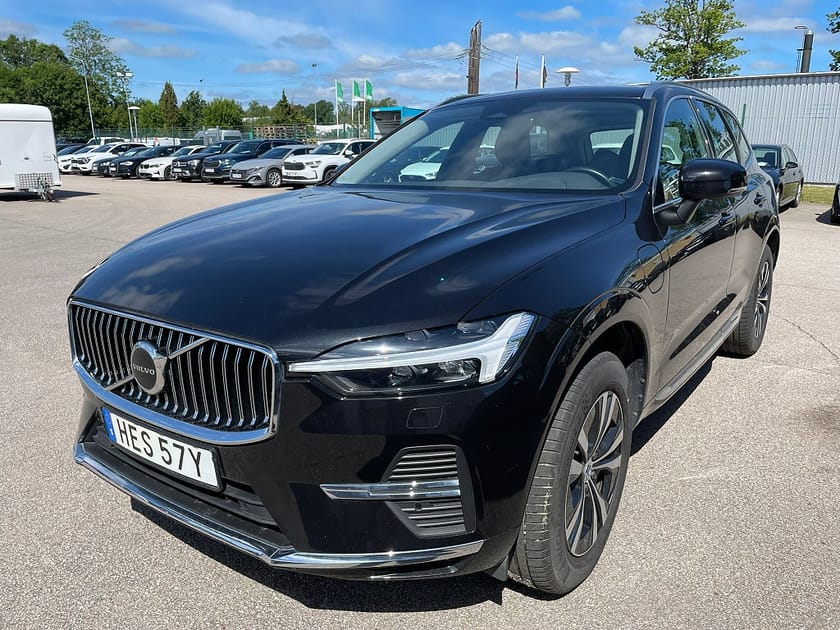 Bild 1 av Volvo XC60 T6 Recharge Core Bright plug in AWD 350HK 4x4