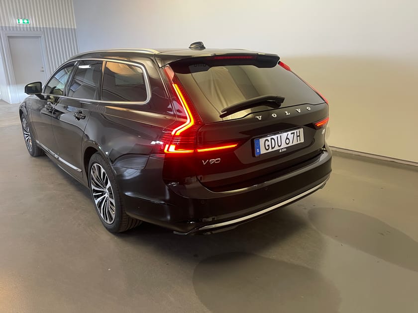 Bild 3 av Volvo V90 Recharge T6 Core Bright