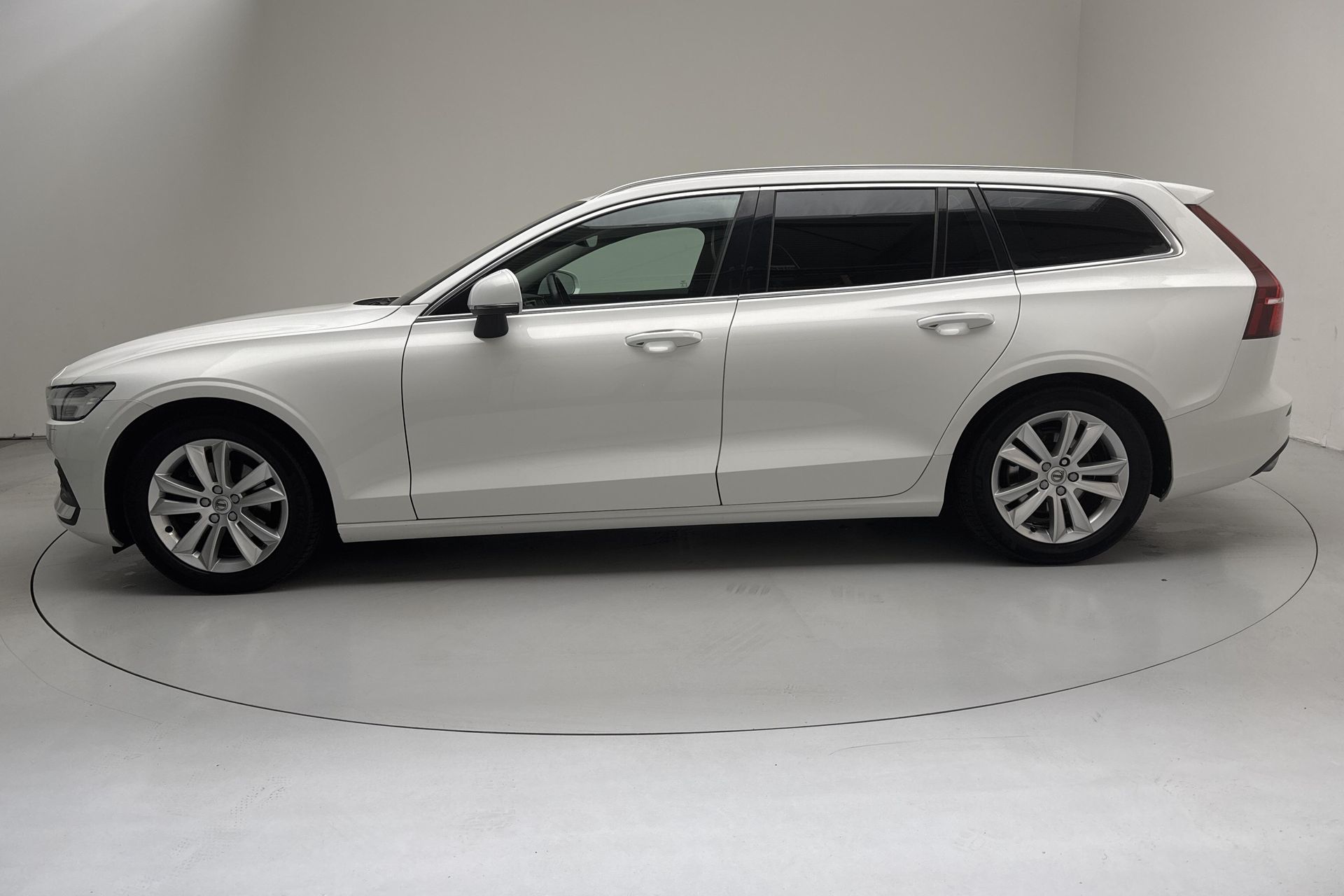 Volvo V60 D4 2019, bild 2/10