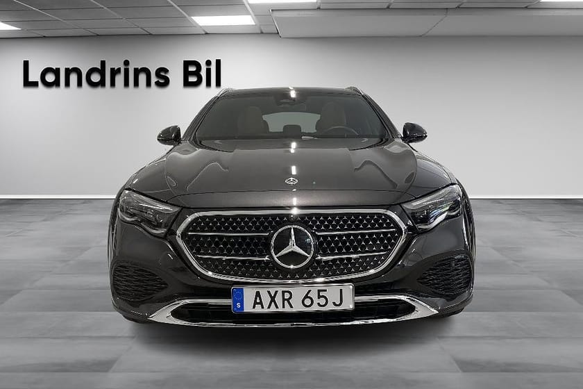 Bild 2 av Mercedes-Benz E 300 de 4MATIC All-Terrain Premium