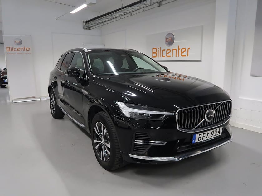 Bild 3 av Volvo XC60 Recharge T6 AWD *Long Range* V-Däck ingår Skinn-Kamera-