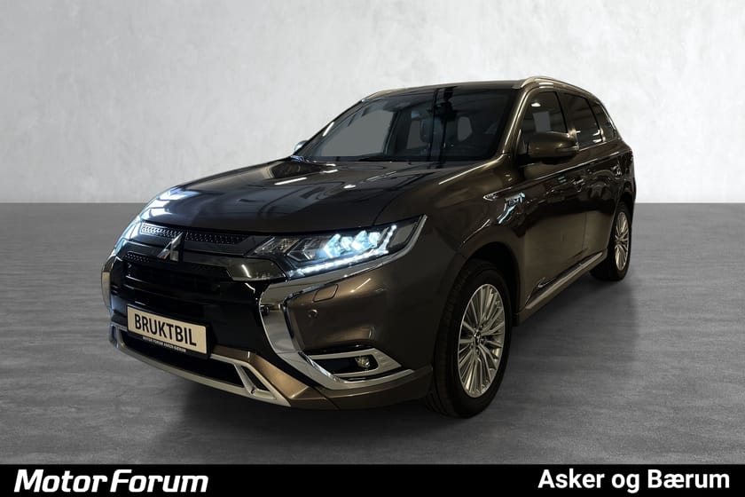 Bilde 1 av Mitsubishi Outlander PHEV INSTYLE+/HENGERFESTE/TOPPUTSTYRT/VI TAR INNBYTTE