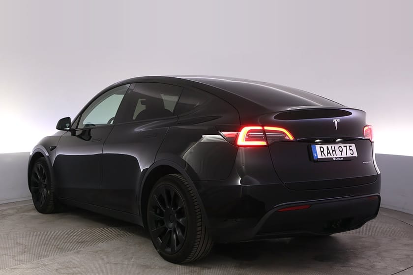 Bild 4 av Tesla Model Y Long Range AWD Autopilot 20" Pano Drag