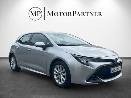 Toyota Corolla Hybrid e-CVT Active Plus Kamera Cockpit 140hk