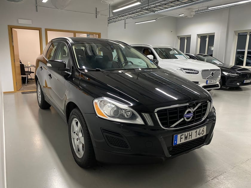 Bild 2 av Volvo XC60 DRIVe Momentum Drag Nybes Nyservad