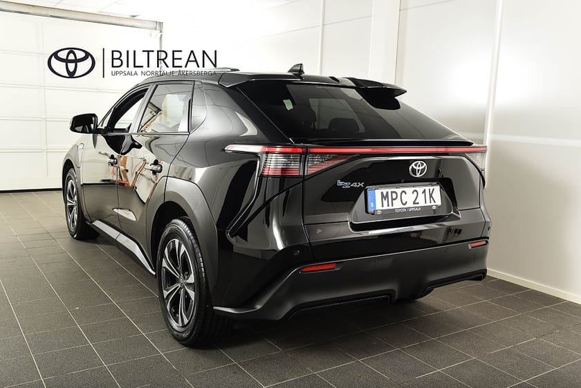 Bild 3 av Toyota bZ4X