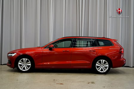Volvo V60 D4 Momentum D-värme Carplay Rattvärme Fullserv Nybes
