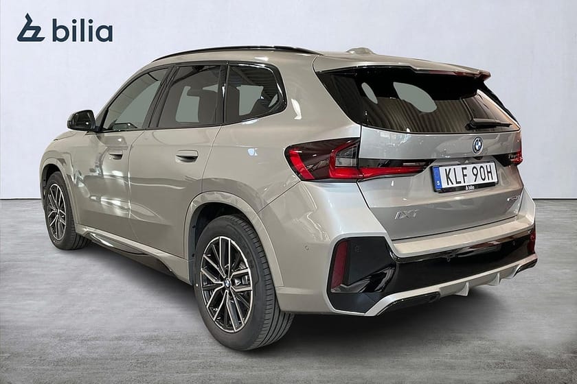 Bild 2 av BMW iX1 eDrive20 M Sport Business Edition | H&K | 360 | DAP | DEMOBIL
