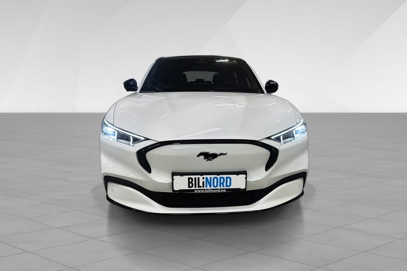 Bilde 2 av Ford Mustang Mach-E Long Range AWD Premium, AWD, Panorama, B&O , El.seter, Lav km!