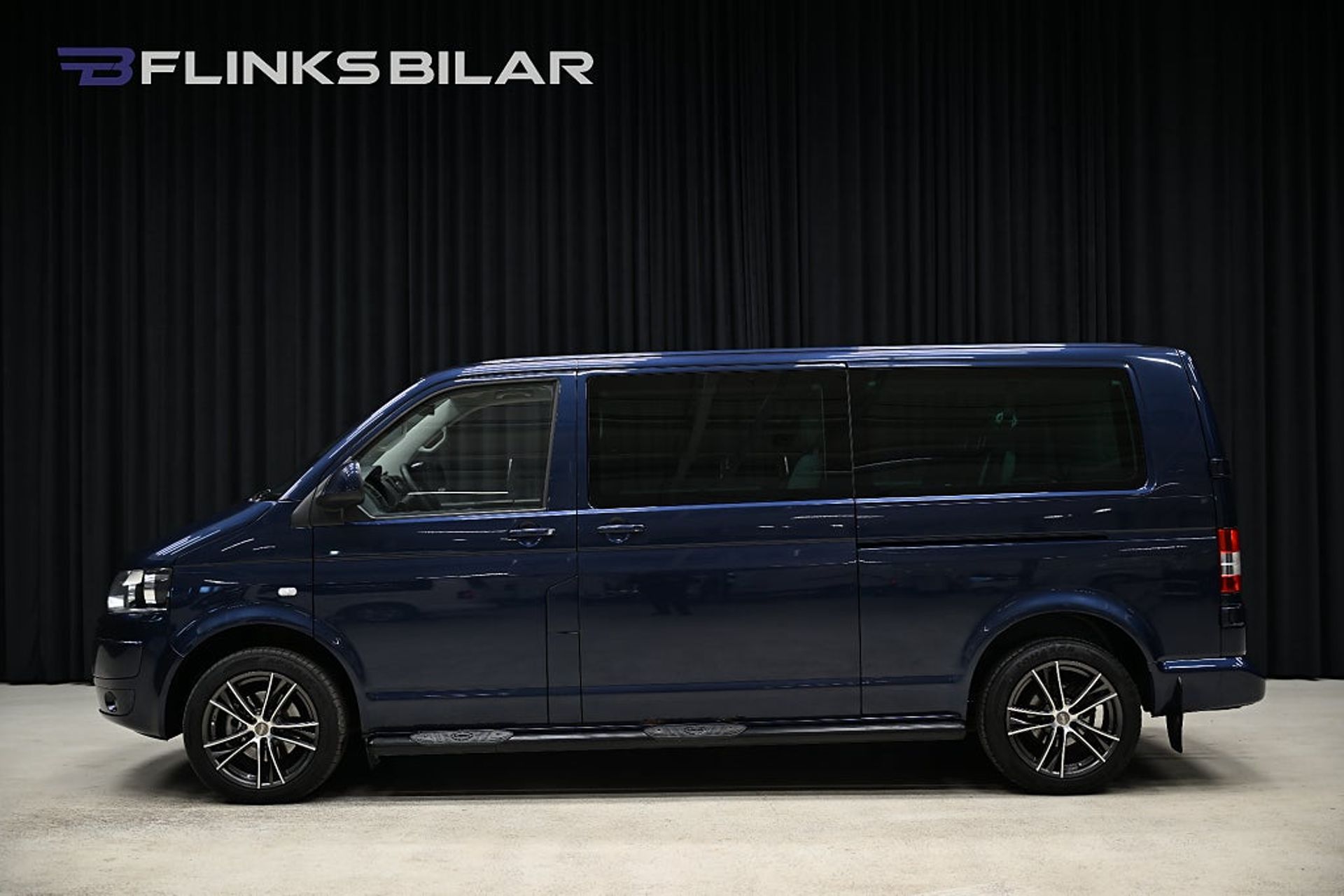 Volkswagen Caravelle 2014, photo 3/10