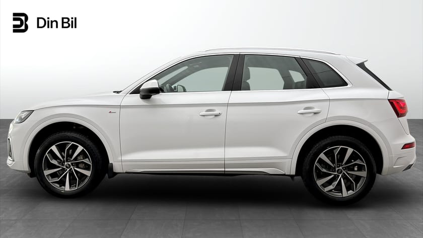 Bild 2 av Audi Q5 40 TDI quattro 204HK q S-tr S-line Selection / Cockpit / E