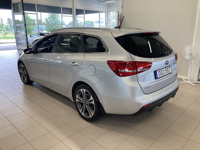 Bild 3 av Kia cee'd_sw SW GT-Line Backkamera Nav