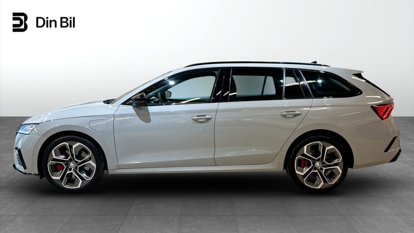 Bild 2 av Škoda Octavia Kombi RS iV DSG P-värmare Navigation