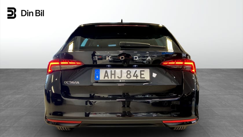 Bild 5 av Škoda Octavia Kombi Selection 1,5 TSI m-HEV 116hk | Drag | Värmare
