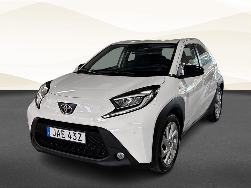 Bild 1 av Toyota Aygo X 1.0 Play Comfort & Style Pack Vinterhjul