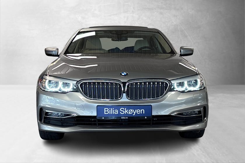 Bilde 2 av BMW 530e iPerformance Sedan Sedan, Luxury-Line, ComfAcc, Soltak, HiFi, Skinn