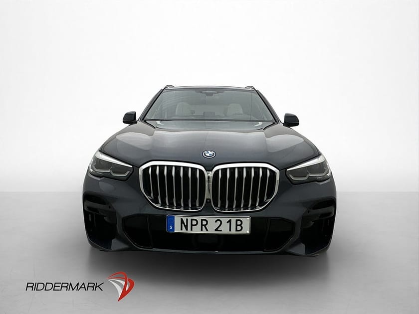 Bild 2 av BMW X5 xDrive45e iPerformance M Sport Pano Luft Drag HiFi DA+ PA+ 360 HUD