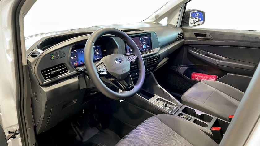 Bild 5 av Ford Transit Connect L2 TREND  2.0 122 A FWD | Backkamera | Dragkrok |