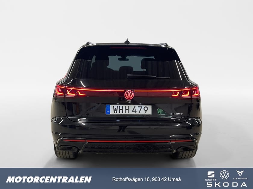Bild 4 av Volkswagen Touareg R eHybrid 3.0 V6TSI 4X4  462hk, 2024 8 växlar