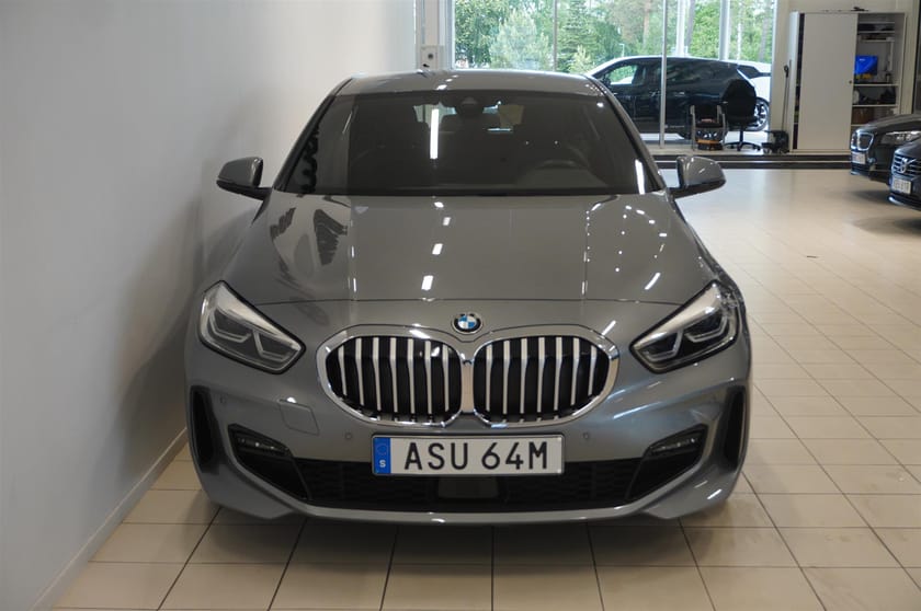 Bild 5 av BMW 118i M-Sport Park Assist Aut Nav Rattvärme