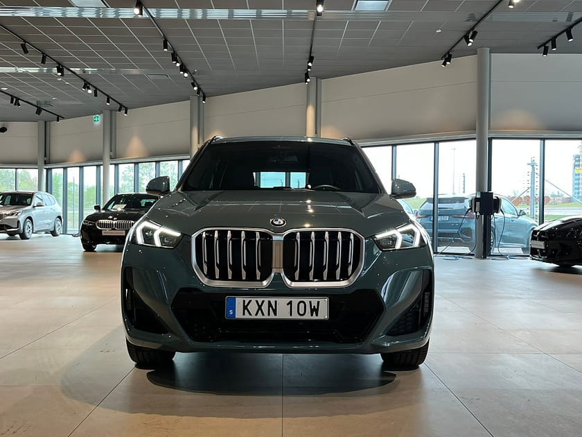 Bild 2 av BMW X1 sDrive18i D/A Plus Harman/Kardon Rattvärme Drag 4,95%