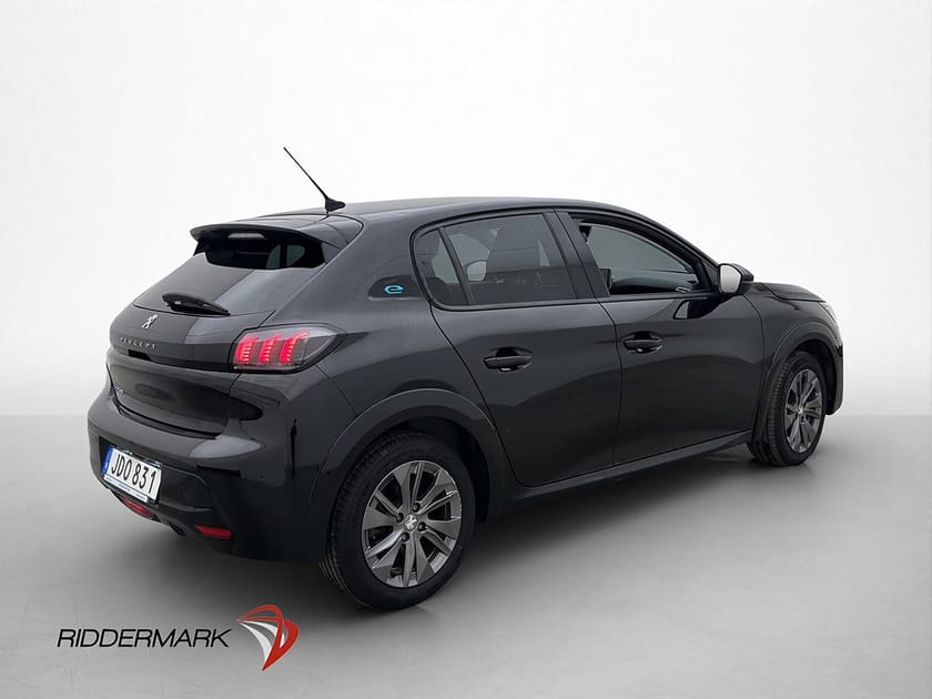 Bild 5 av Peugeot e-208 136hk 50 kWh Allure Kamera Halvskinn CarPlay