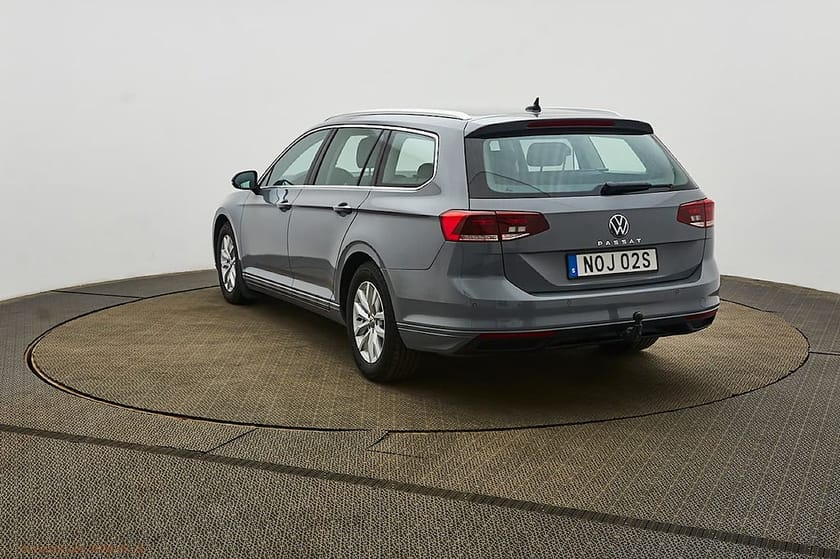 Bild 2 av Volkswagen Passat Sportscombi 1.5 TSI Digital Cockpit,kamera, Drag, värmare