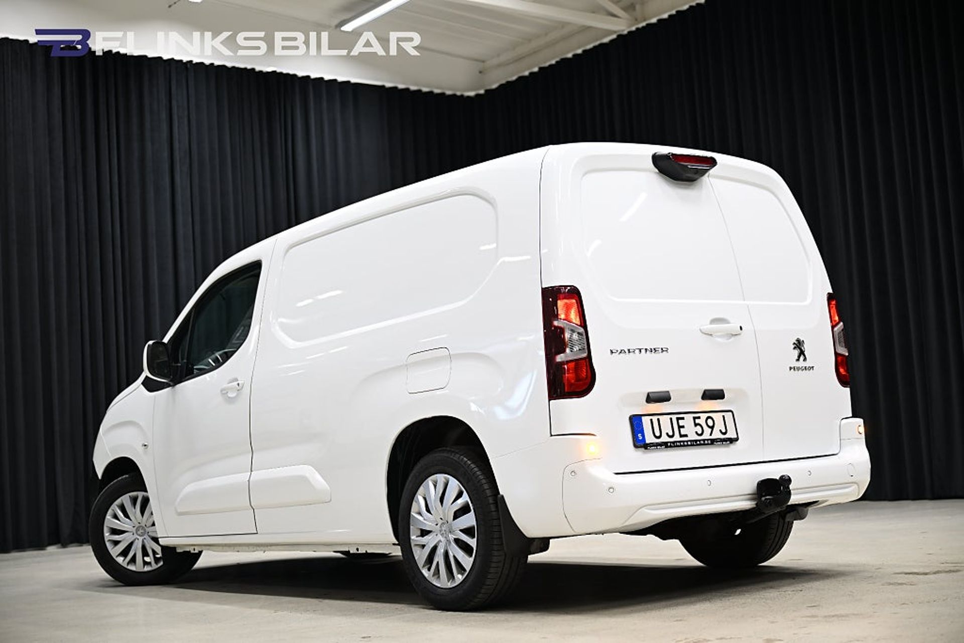 Peugeot Partner L2 130HK Automat 2019, bild 6/31