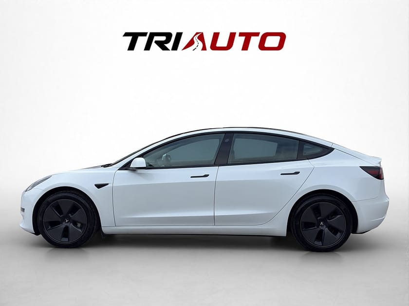 Bild 3 av Tesla Model 3 Long Range AWD 498hk Drag MOMS Pano Autopilot Kamera