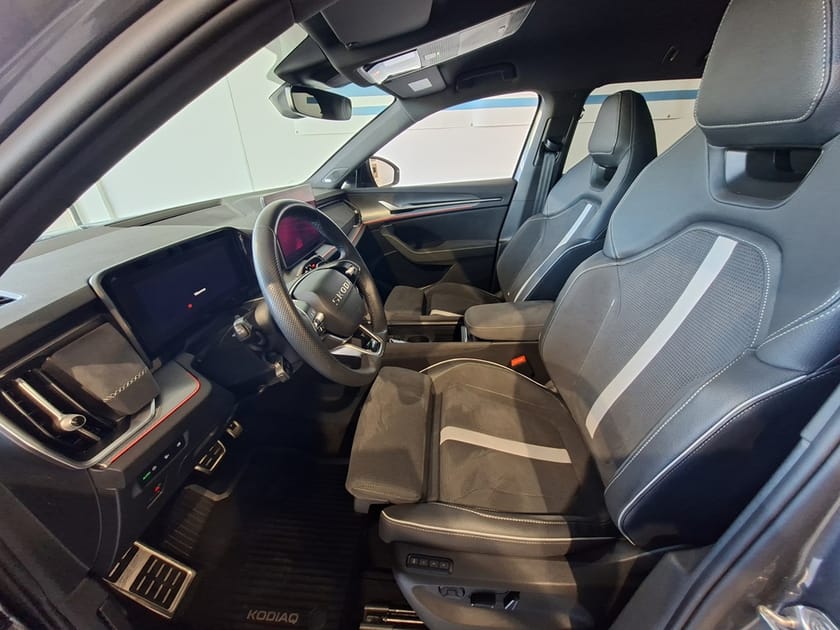Bild 5 av Škoda Kodiaq 7-Seater Sportline 2.0TDI 193hk 4x4 DSG Drag Värmare Matrix