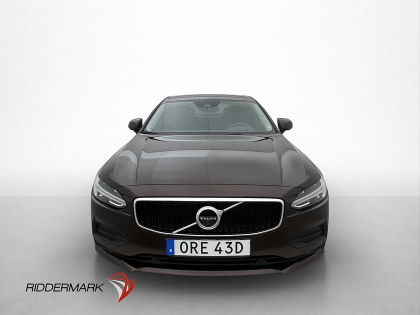 Bild 2 av Volvo S90 D4 190hk HUD 360° Värmare CarPlay Rattvärme BLIS