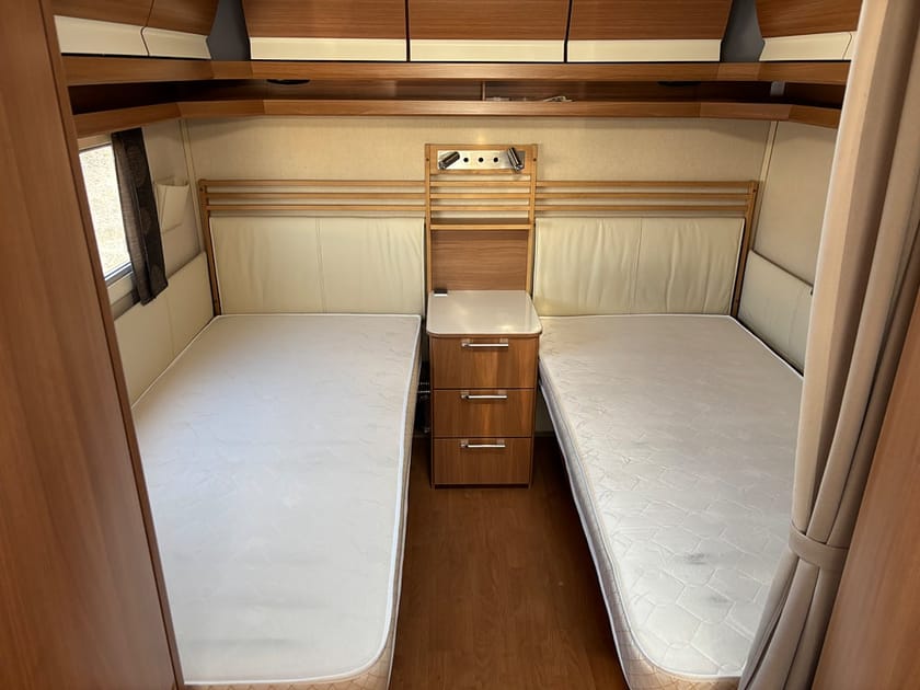 Bild 5 av Kabe Trailer Royal 590 LGLE KS