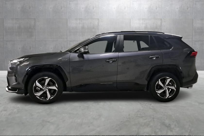 Bilde 2 av Toyota RAV4 Plug-in Hybrid Active Tech AWD-i I 75 km WLTP
