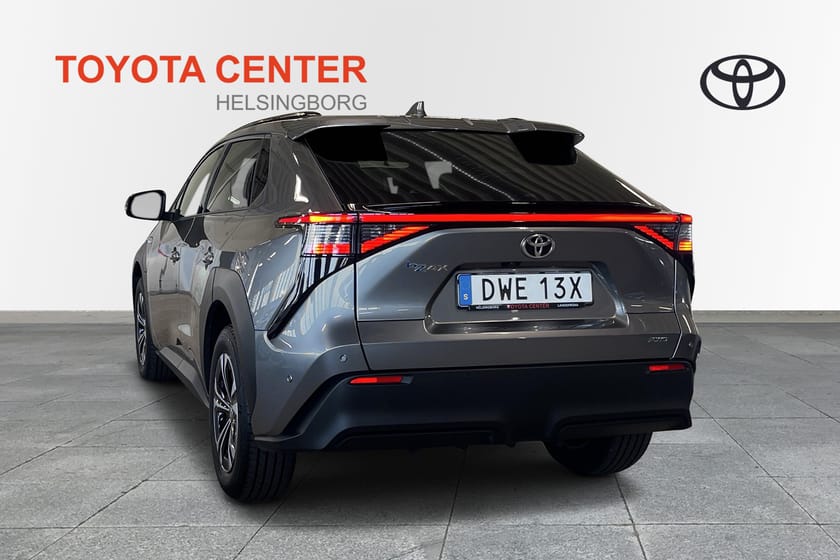Bild 2 av Toyota bZ4X