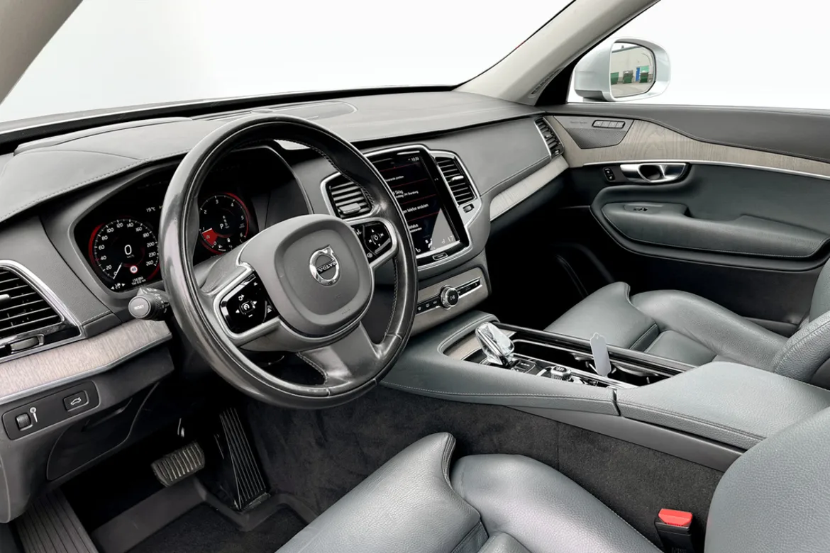 Volvo XC90 7-seater