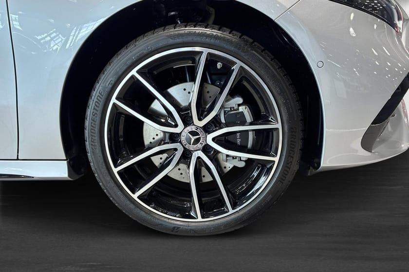 Bild 5 av Mercedes-Benz A 250 e