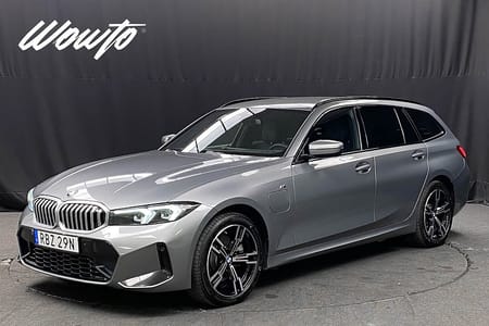 BMW 330e xDrive Touring 330 292HK M-Sport /Drag /Navi /Moms