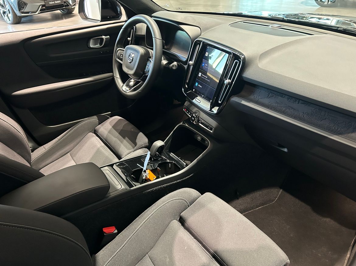 Volvo XC40 2023 - miniatyr 12