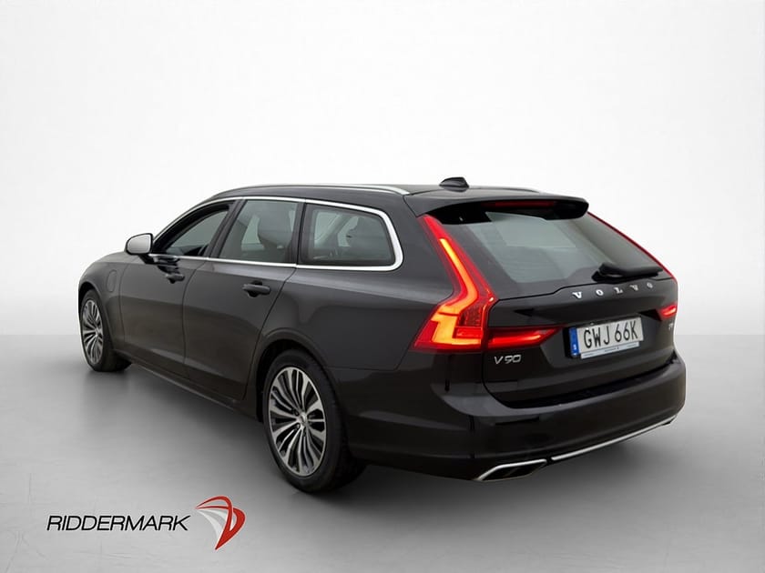 Bild 4 av Volvo V90 T8 AWD Momentum VOC Värmare Skinn CarPlay MOMS