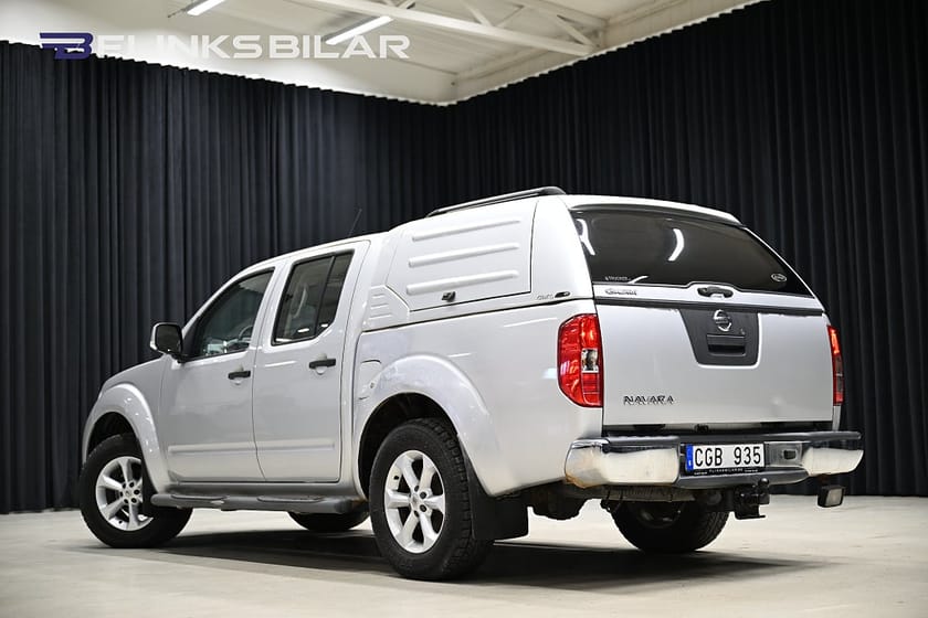 Bild 4 av Nissan Navara Dubbelhytt 2.5 dCi 4x4 190HK Automat|Drag|Värmare|Reparationsobjek
