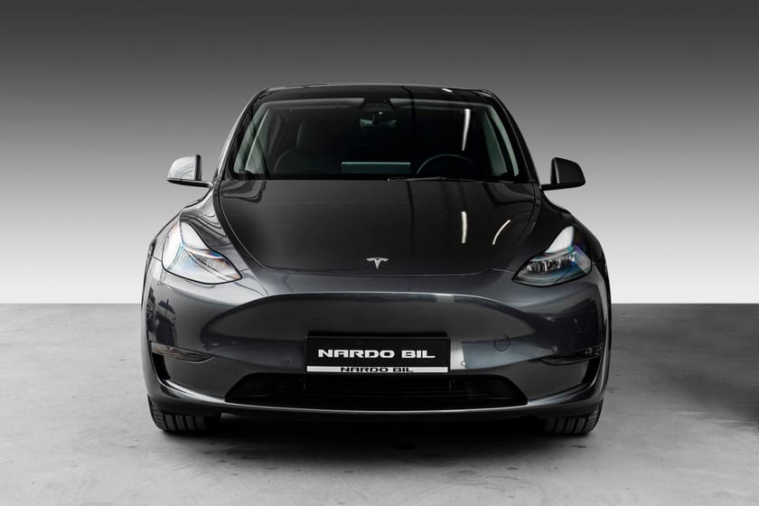 Bilde 3 av Tesla Model Y Long Range AWD AWD/Krok/Premium/Autopilot/Varmepumpe/20''