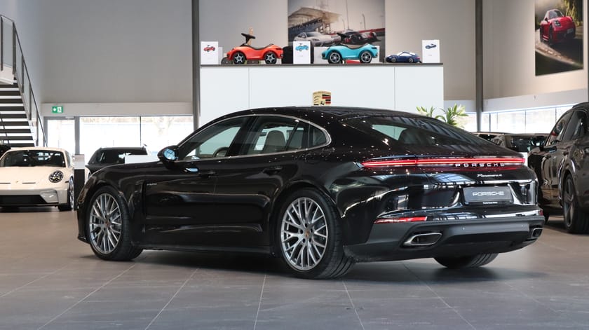 Bild 2 av Porsche Panamera 4 E-Hybrid 