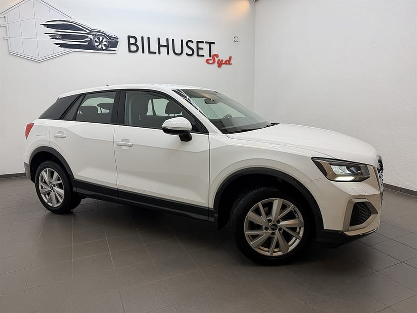 Bild 2 av Audi Q2 35 TFSI 150hk Proline Värmare/Caplay/Nyservad/1Brukare