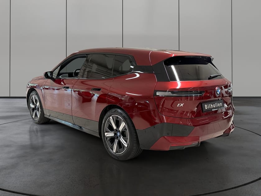 Bilde 3 av BMW iX xDrive40 