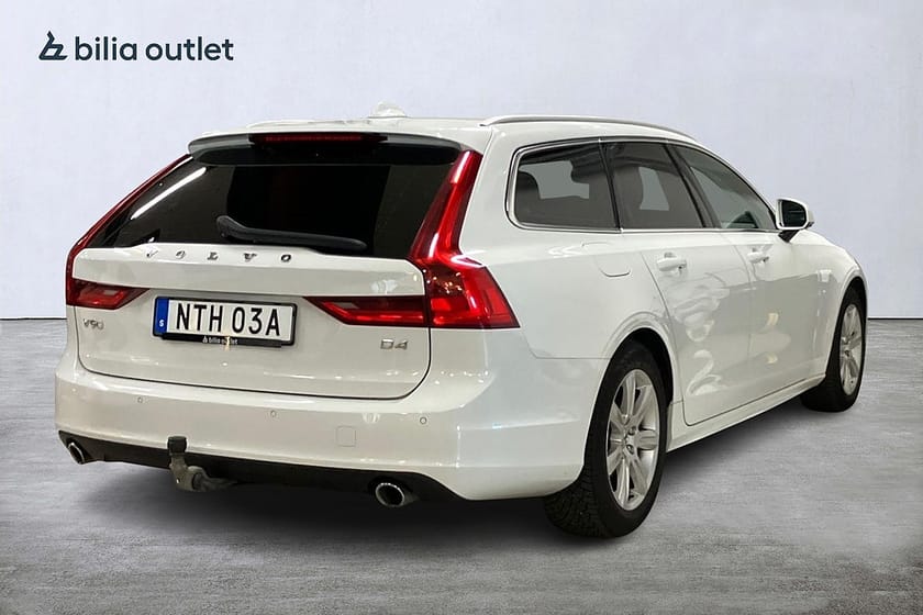Bild 5 av Volvo V90 D4 aut Momentum SE 190hk Drag P-värm Rattvärm P-sensor