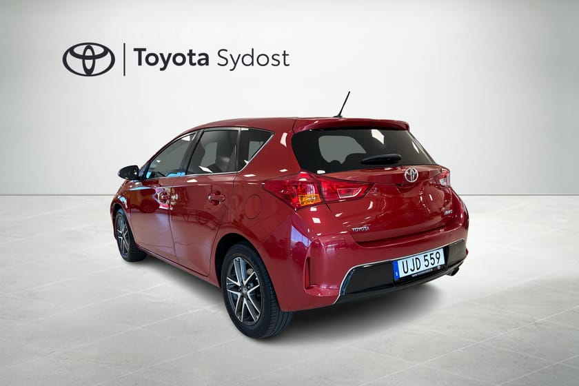 Bild 2 av Toyota Auris 5d. Edition Feel Backkamera Tonade rutor LM fälgar mm.