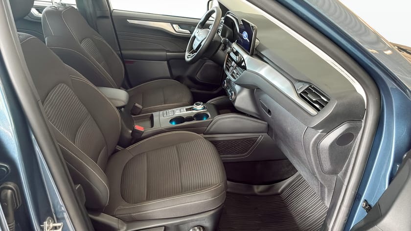 Bild 3 av Ford Kuga Plug-In Hybrid 2023.25MY, SUV BS SA, TITANIUM MUK, NON SIP,